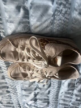 Women Nike Cloth Shoes